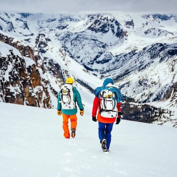 Hyperlite Mountain Gear Prism 40L Large Backpack MSRP $425 - Picture 2 of 15